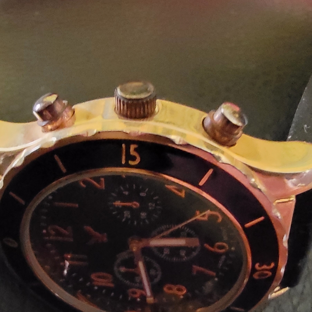 Watch - Picture 6 of 7